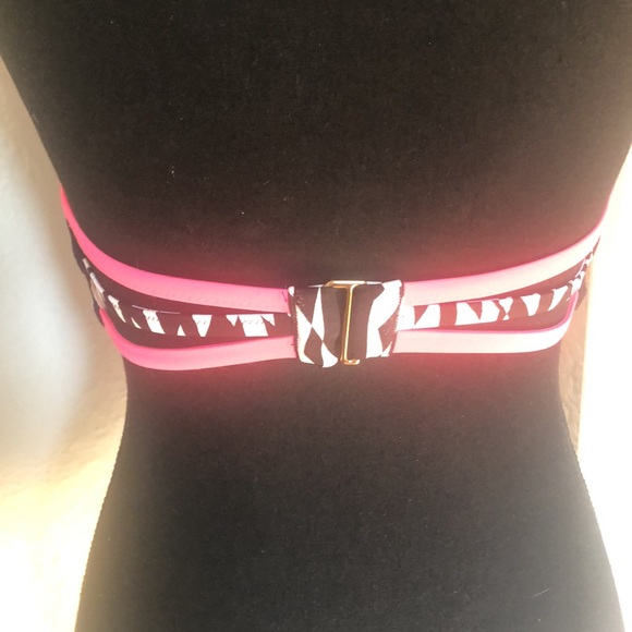 Ladies Victoria Secret Bathing Suit Top - Size 32 DD - Picture 4 of 6